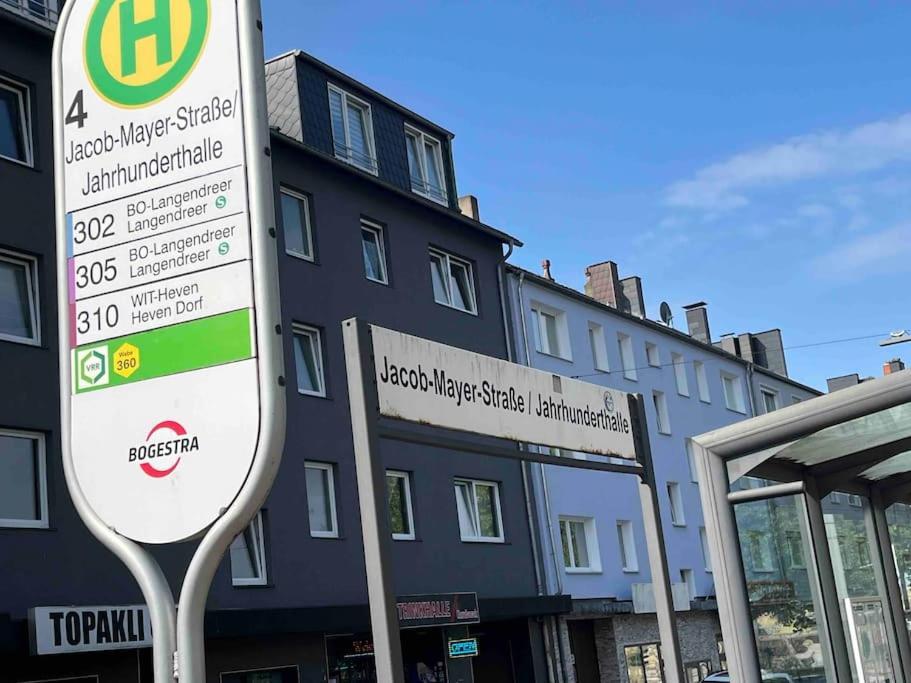 Ferienwohnung * Bochum